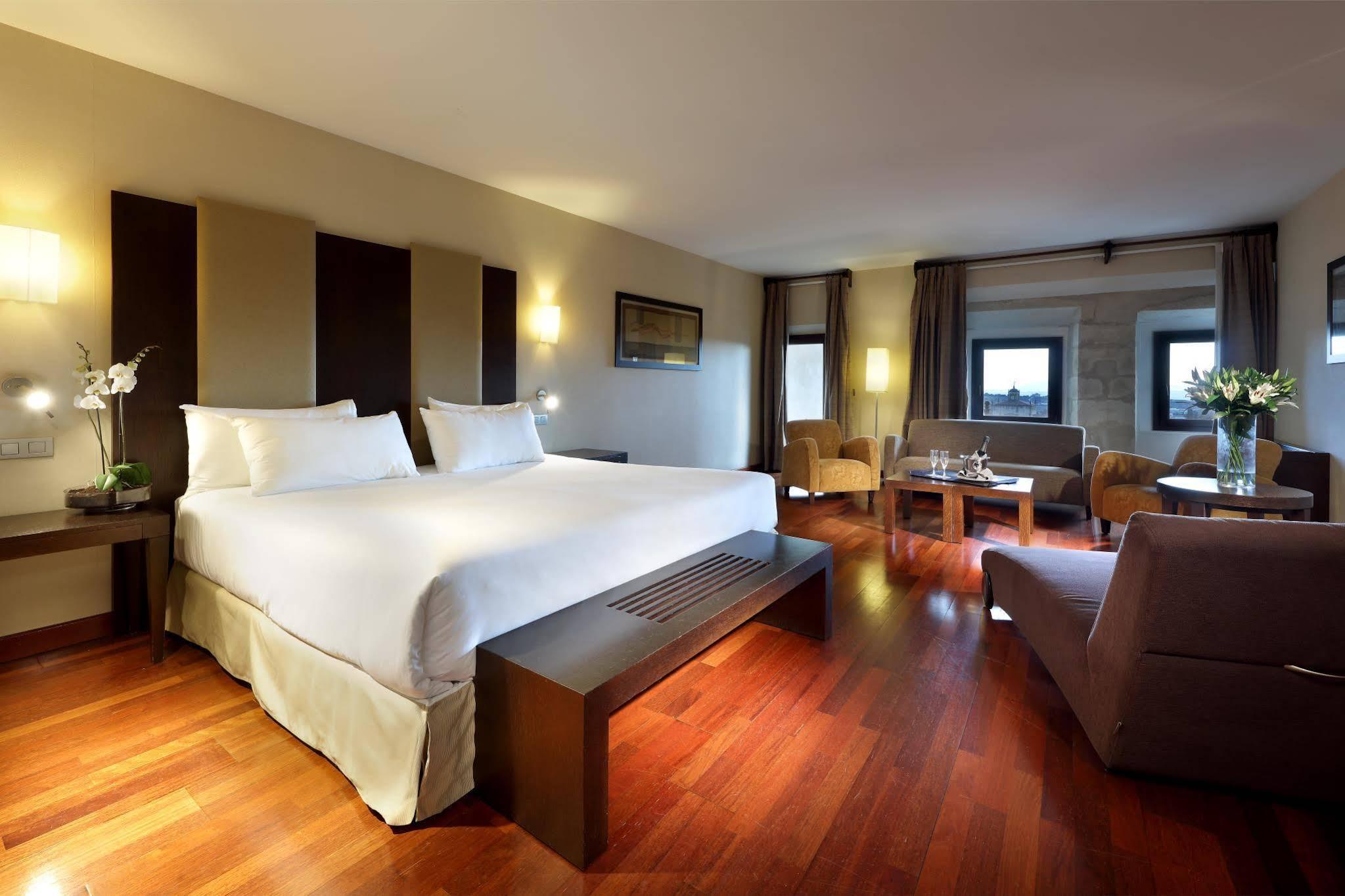 Eurostars Palacio De Santa Marta Trujillo Dış mekan fotoğraf