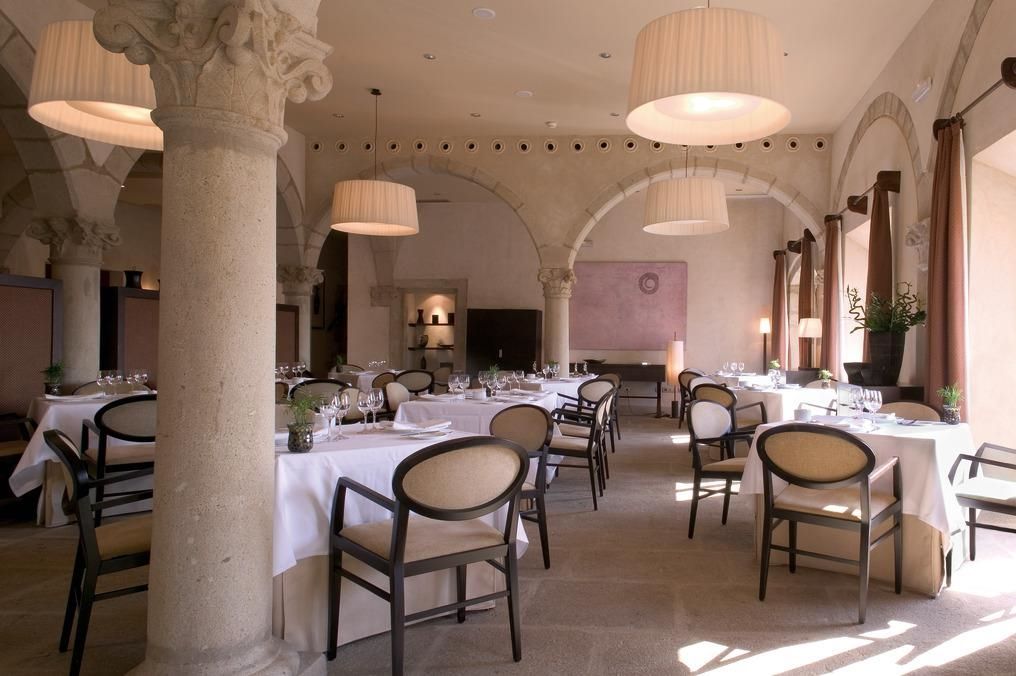 Eurostars Palacio De Santa Marta Trujillo Restoran fotoğraf
