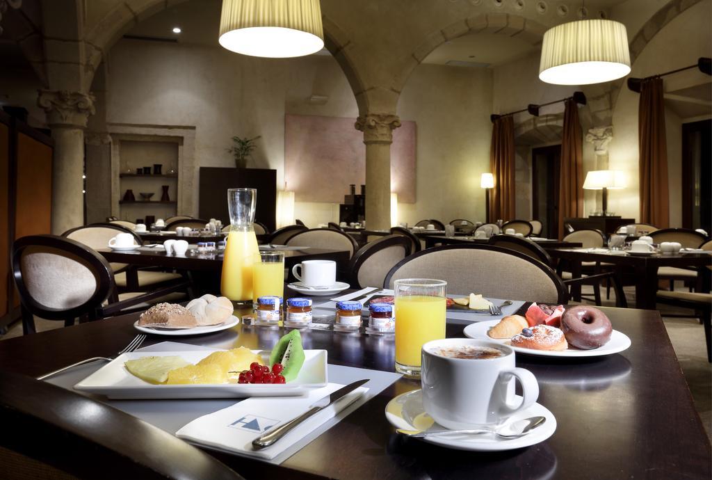 Eurostars Palacio De Santa Marta Trujillo Dış mekan fotoğraf