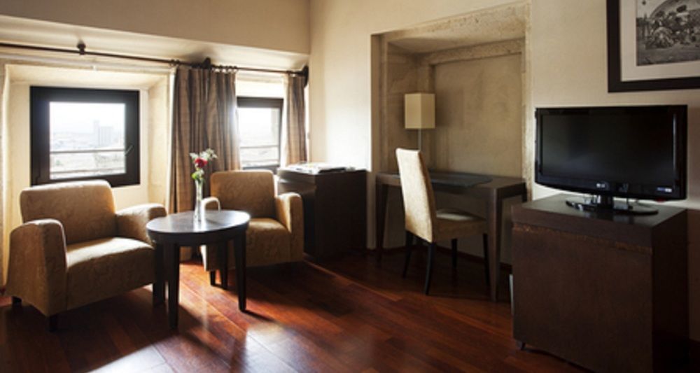 Eurostars Palacio De Santa Marta Trujillo Dış mekan fotoğraf