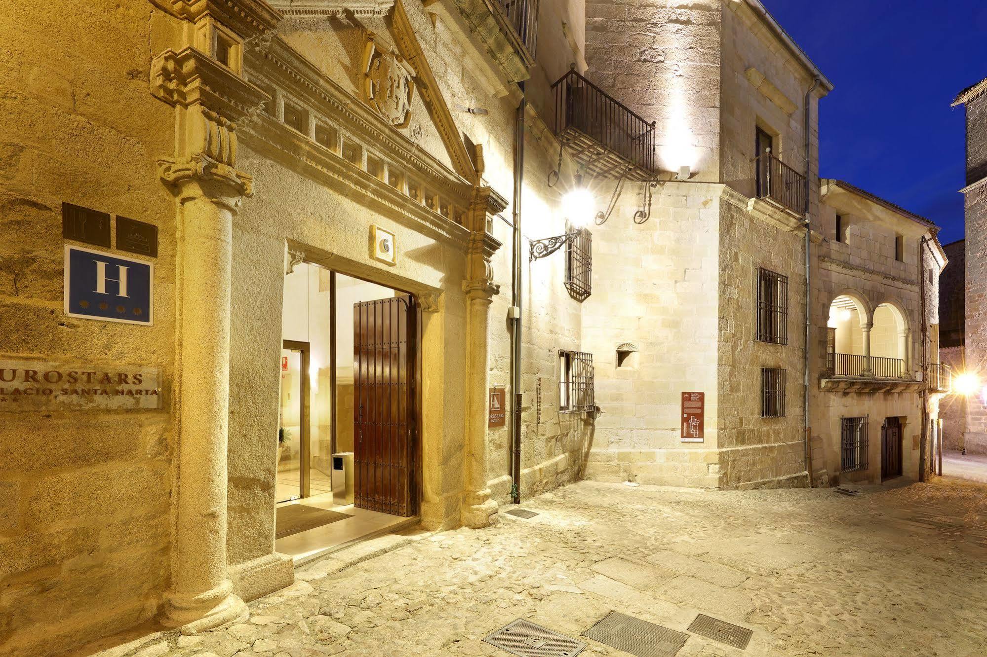 Eurostars Palacio De Santa Marta Trujillo Dış mekan fotoğraf