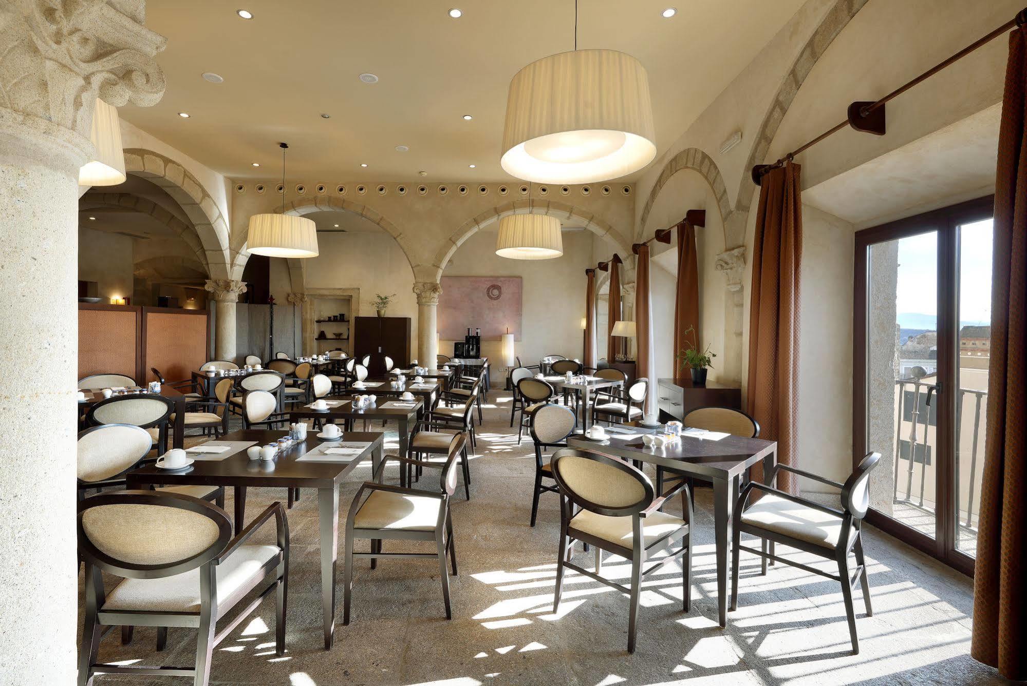 Eurostars Palacio De Santa Marta Trujillo Dış mekan fotoğraf